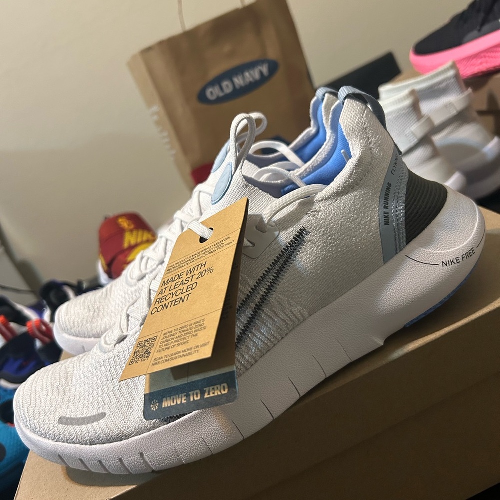 Nike Free Run Next Nature 'Platinum Tint' Women’s running Shoe Size 11 Brand New - Picture 3 of 7